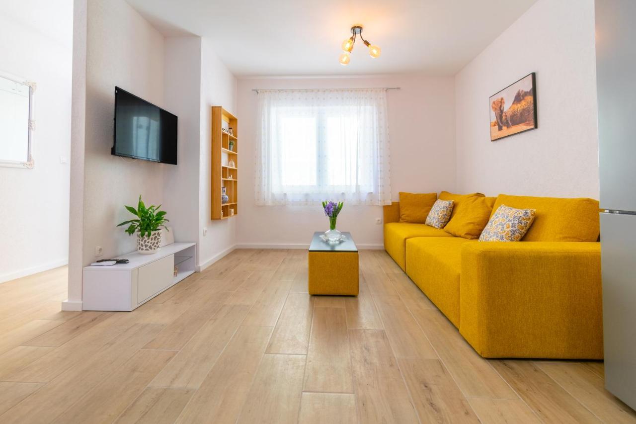 City Apartment 4 & 6 Makarska Zewnętrze zdjęcie