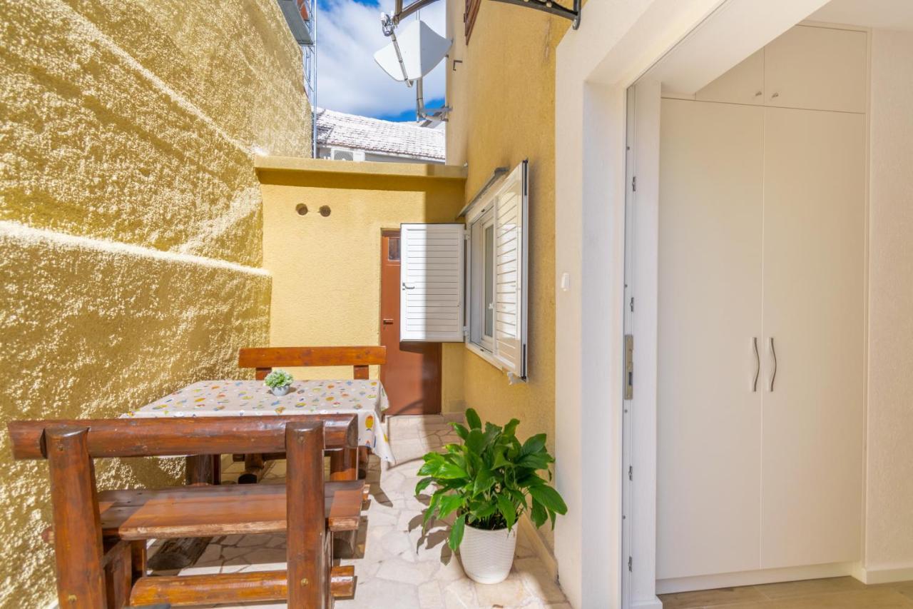 City Apartment 4 & 6 Makarska Zewnętrze zdjęcie